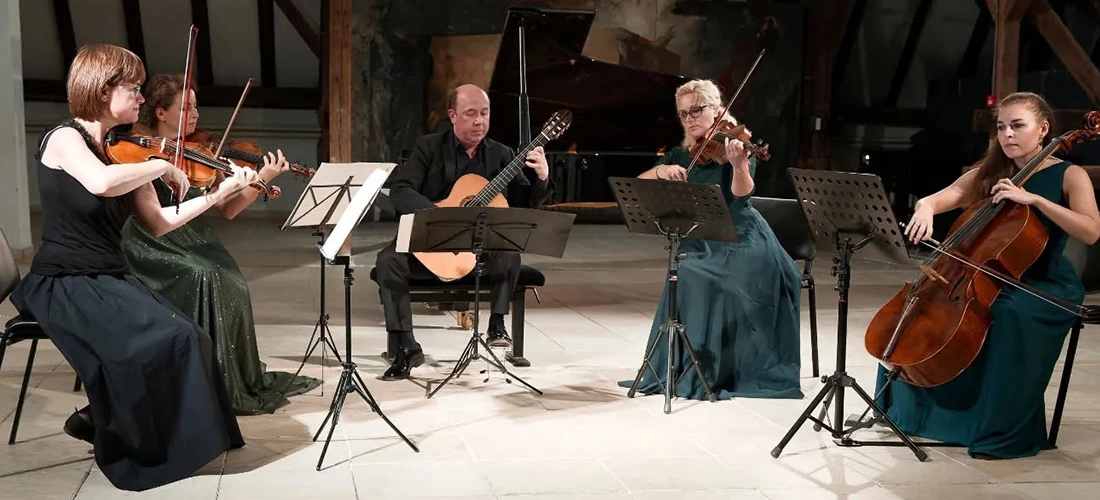 Квартет ФРОШ и Мигел Трапага галерия